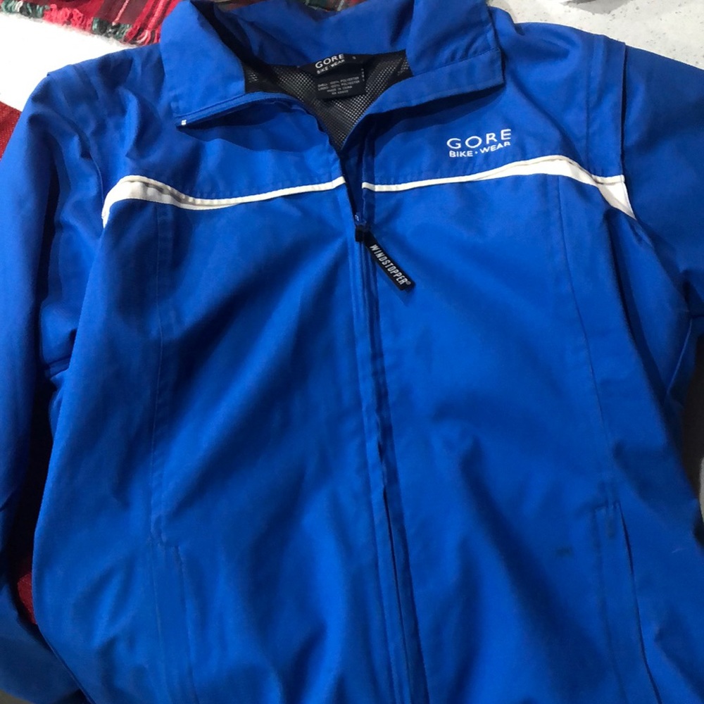 Women’s Gore windstoppable Cyclist Jacket